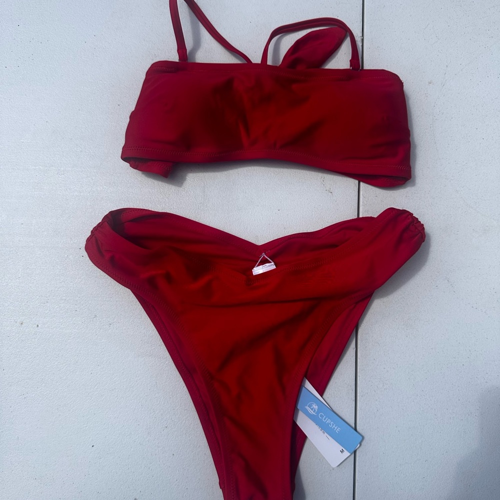 Cupshe swim suit! Size medium brand new. Bright red